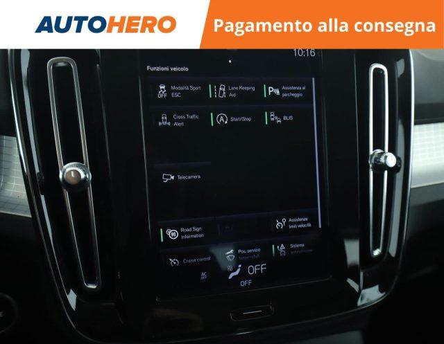 VOLVO XC40 T3 Geartronic Momentum Pro