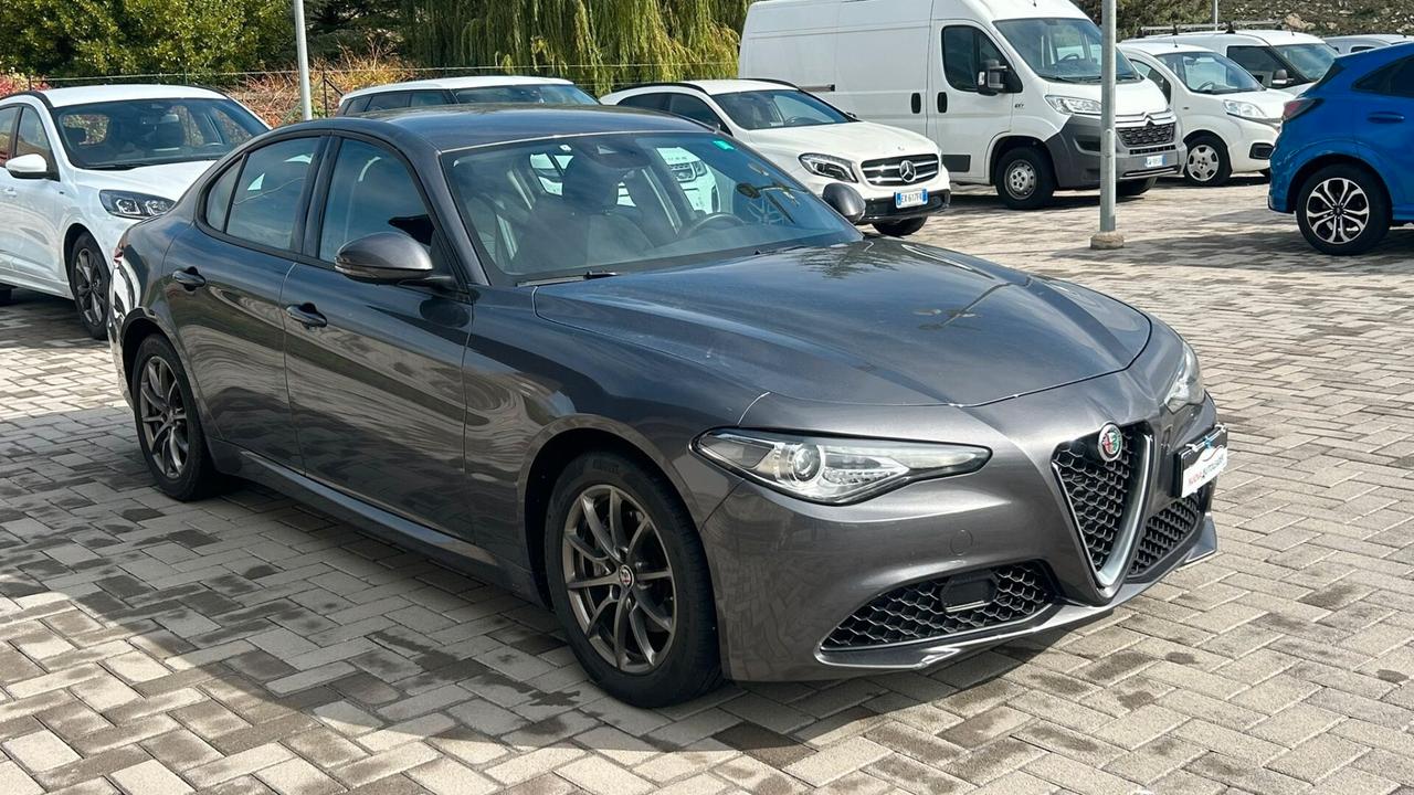 Alfa Romeo Giulia 2.2 Tdi160 CV AT8 2022