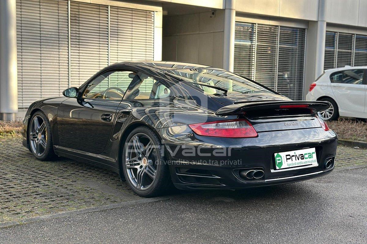 PORSCHE 911 Turbo Coupé