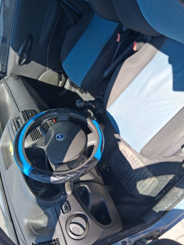 FIAT Punto 1.2 5 porte Active Natural Power OK NEOPATENTATI