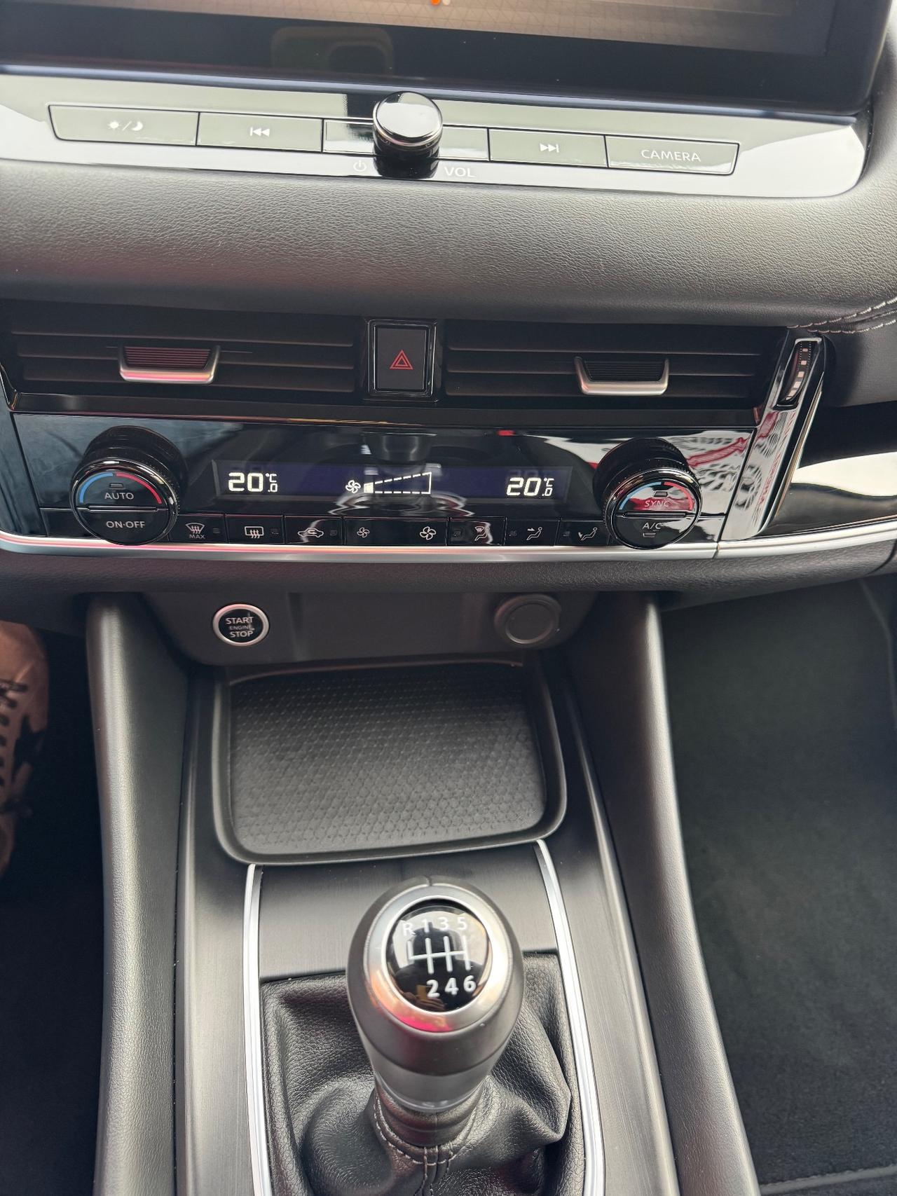 Nissan Qashqai MHEV 140 CV Tekna