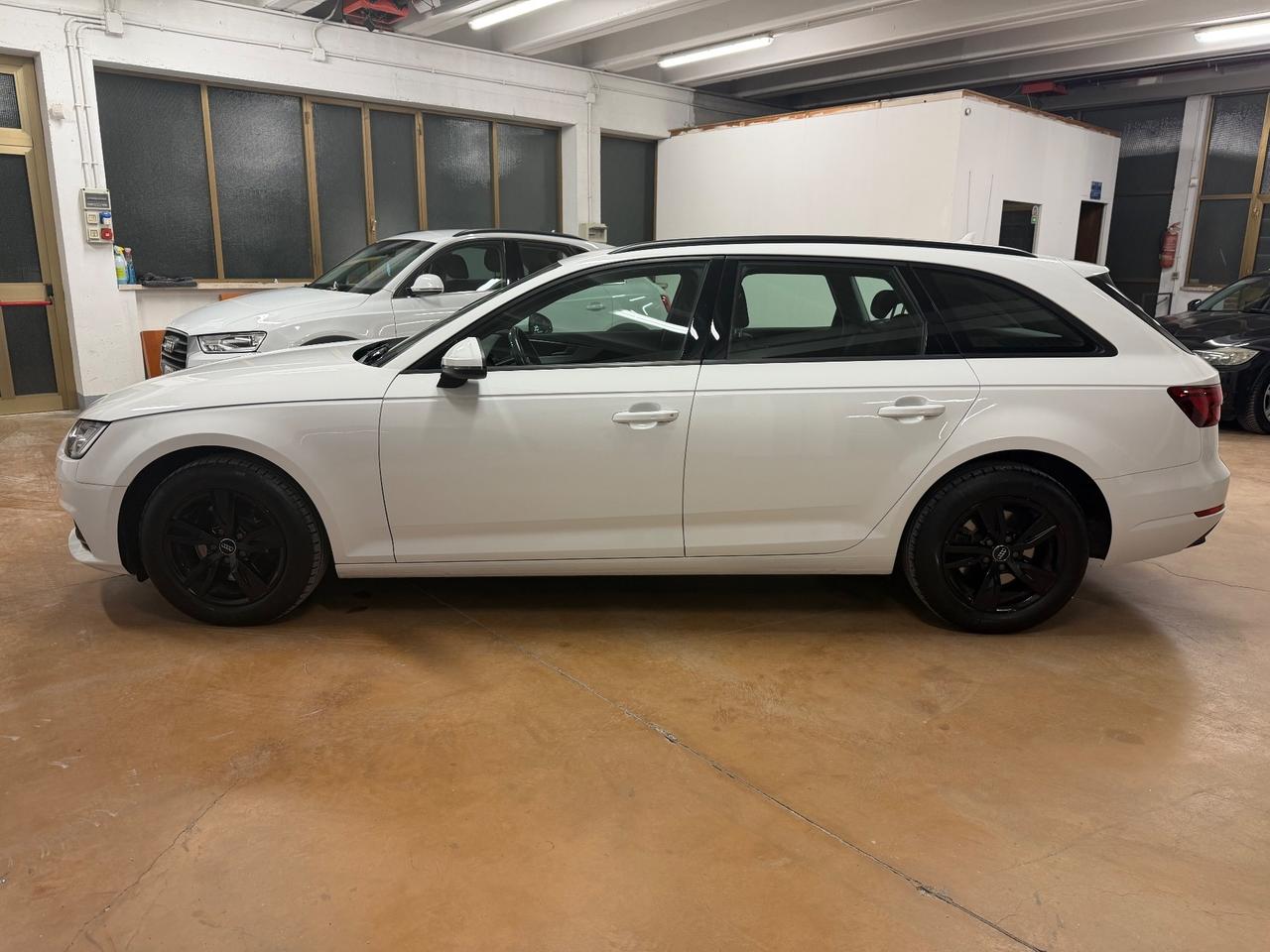 Audi A4 Avant 2.0 TDI 122 CV S tronic Business Sport