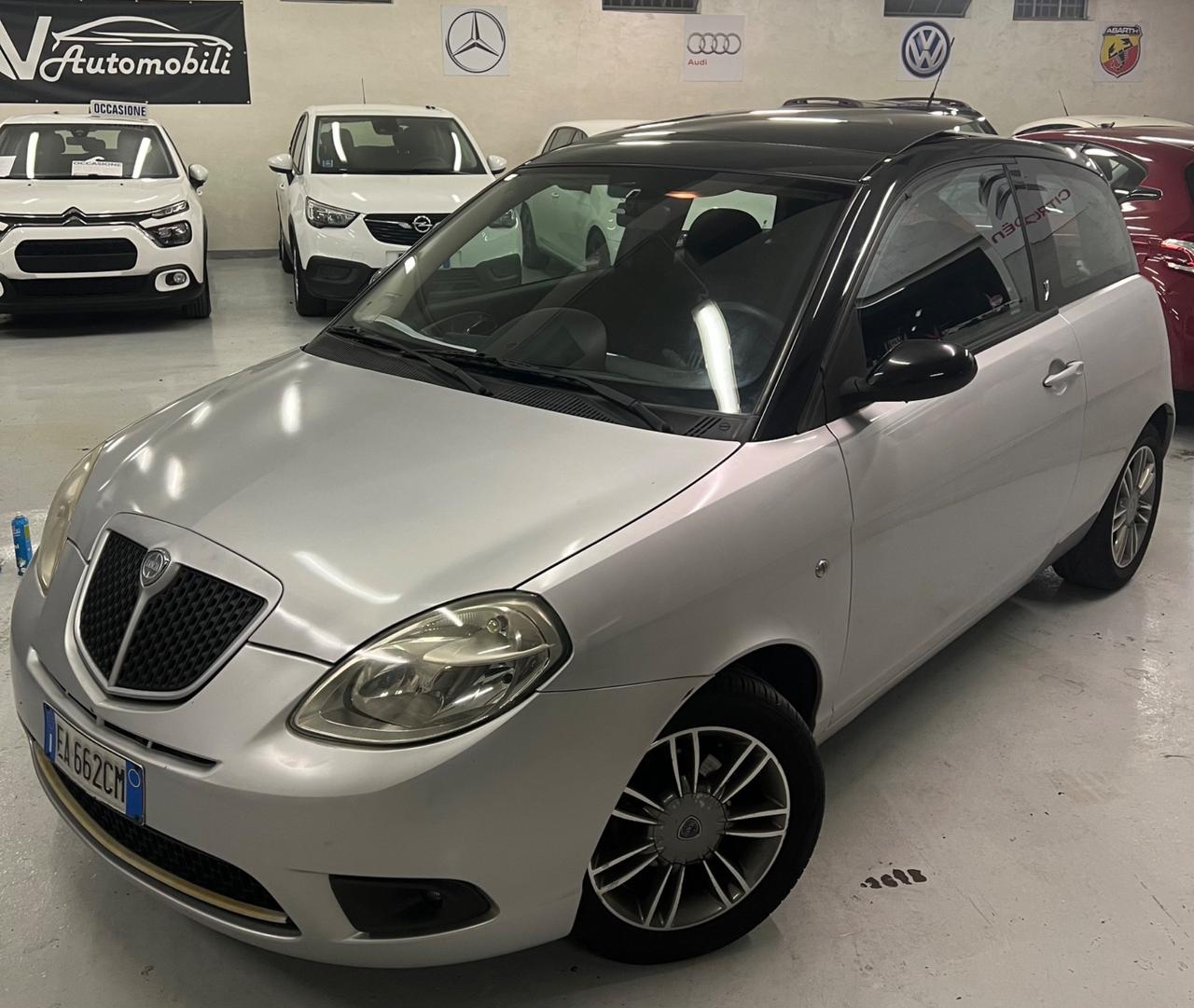 Lancia Ypsilon 1.2 Platino