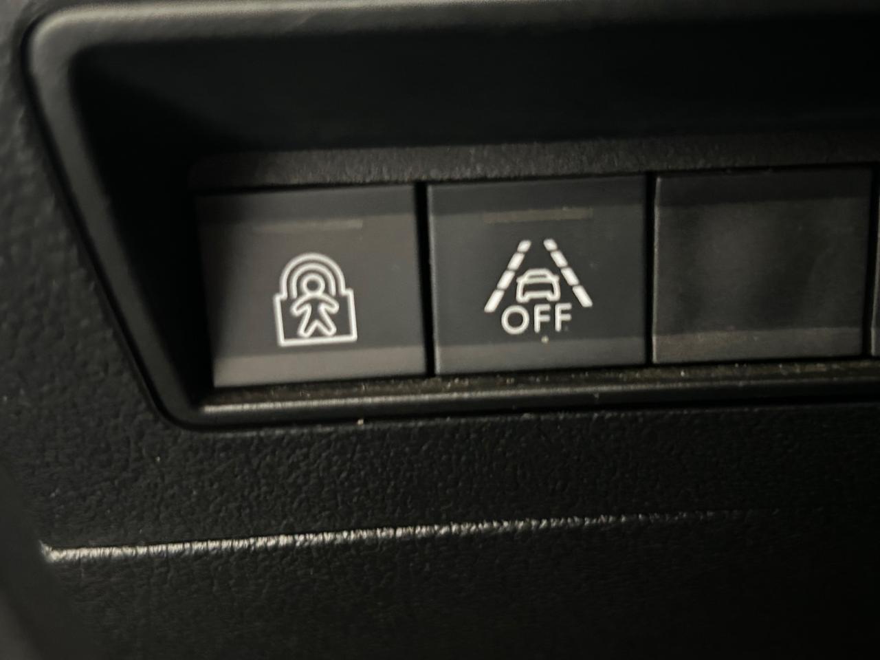 Citroen Berlingo 1500 blue hdi