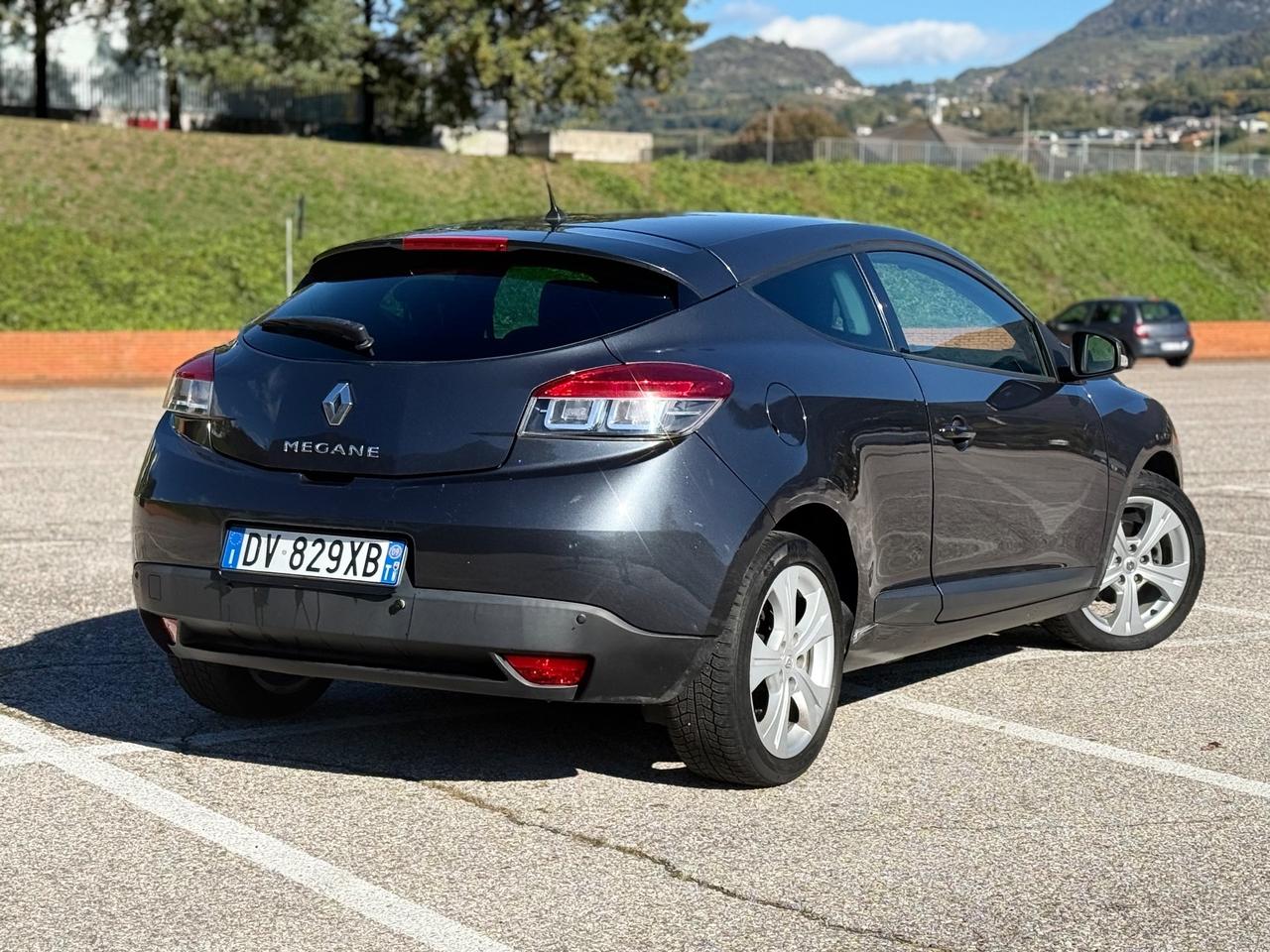 Renault Megane Mégane Coupé OK NEOPATENTATI