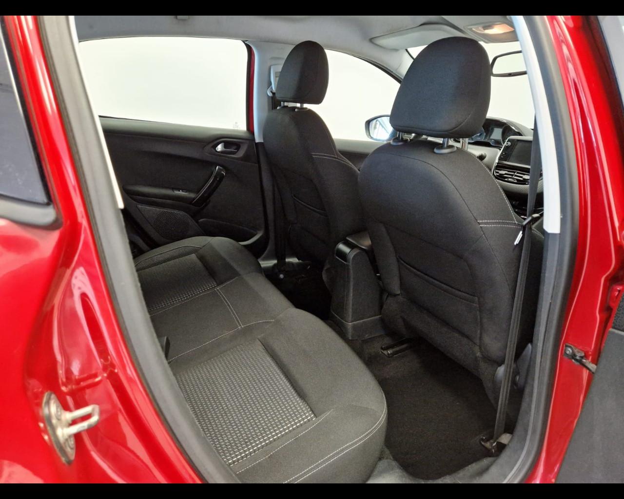 PEUGEOT 208 - 208 5p 1.2 puretech Allure 82cv