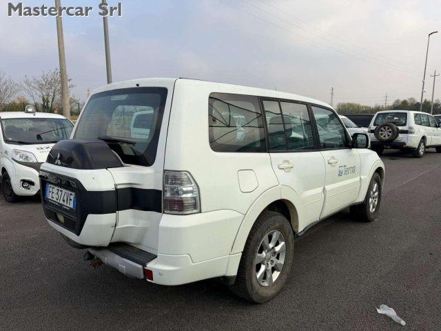 MITSUBISHI Pajero Pajero IV 2007 3.2 cr Instyle 5p auto - FE374VF