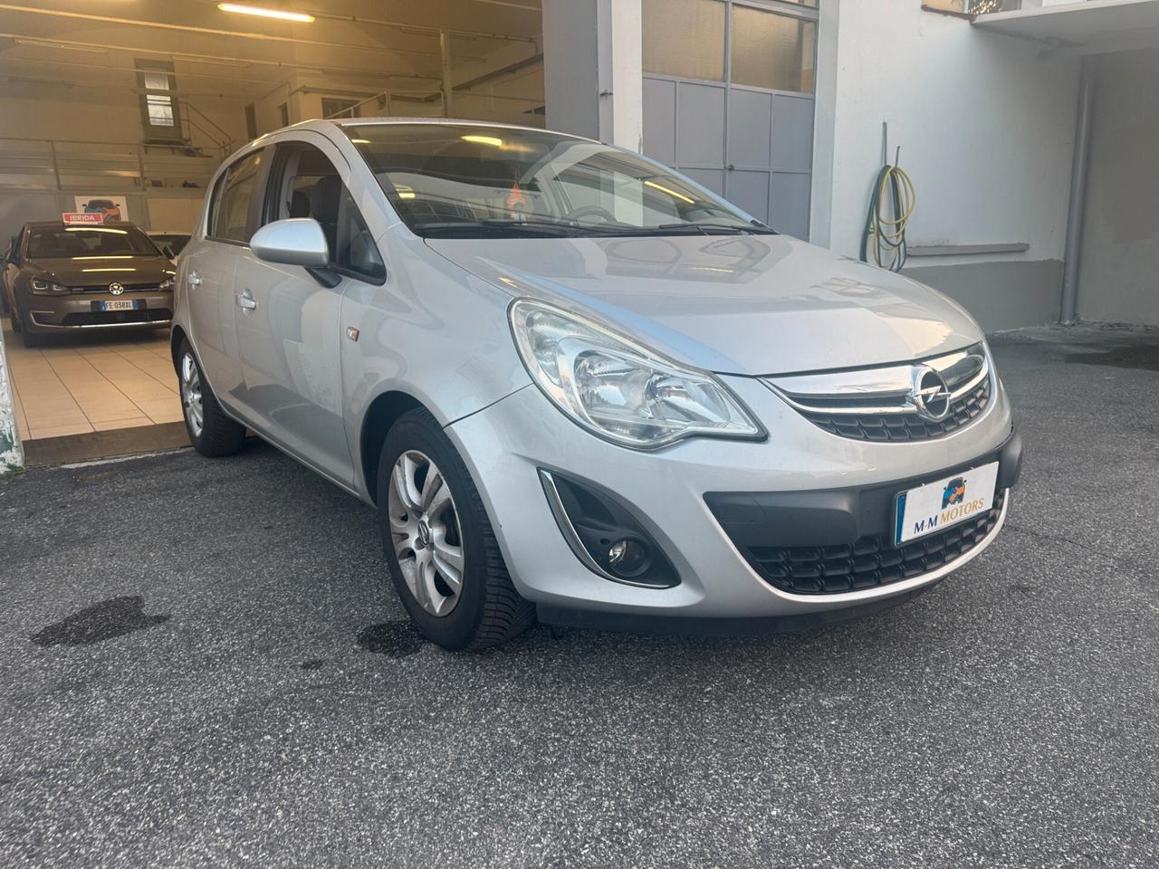 OPEL Corsa 1.2 5 porte Sport **NEOPATENTATI**