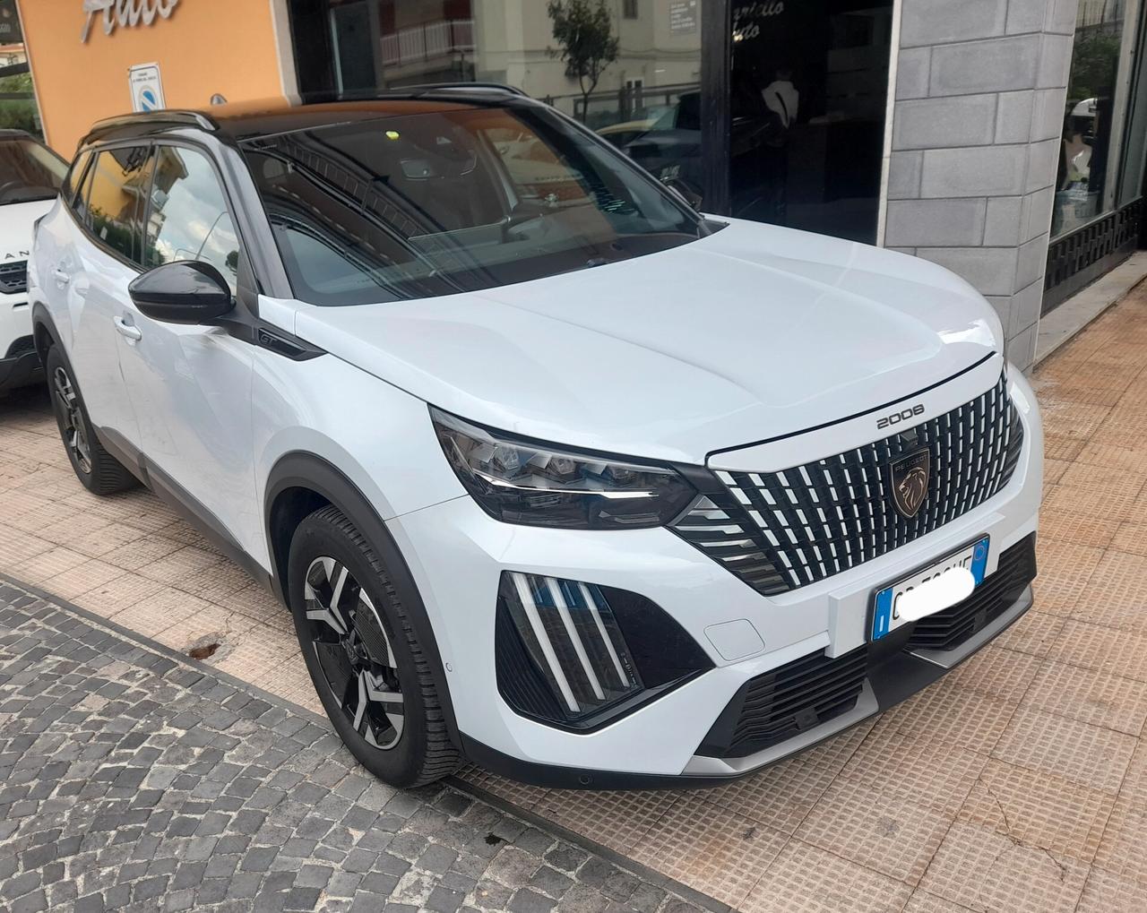 Peugeot 2008 BlueHDi 130 S&S EAT8 GT