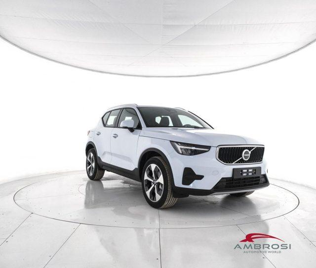 VOLVO XC40 B3 Mild hybrid Benzina Core