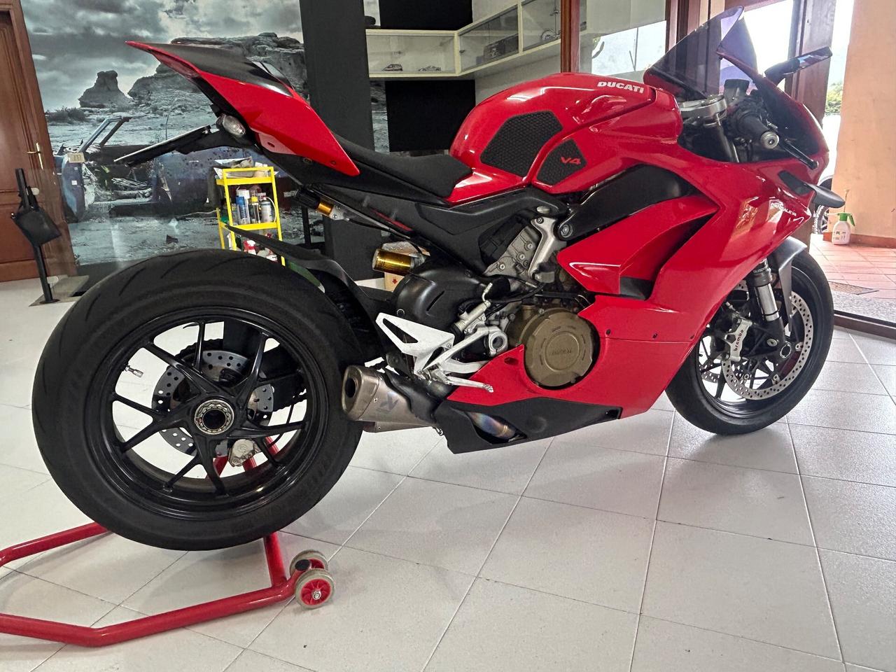 Ducati Panigale V4