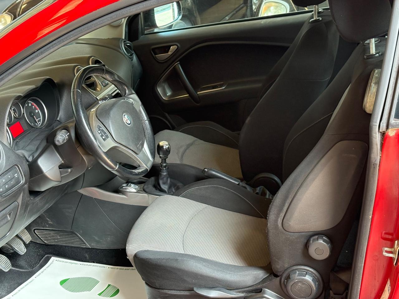 Alfa Romeo MiTo 1.4 78 CV Distinctive Premium Pack
