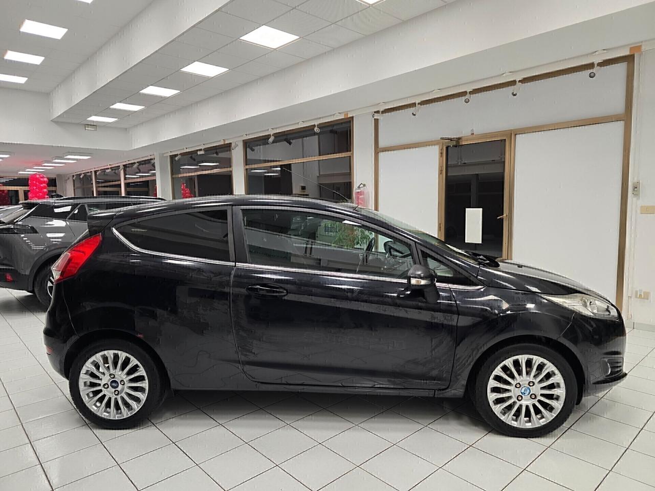 Ford Fiesta 1.5 Tdci Titanium 2013 NEOPATENTATI
