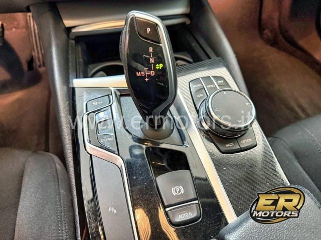 BMW Serie 5 520d xdrive Business auto