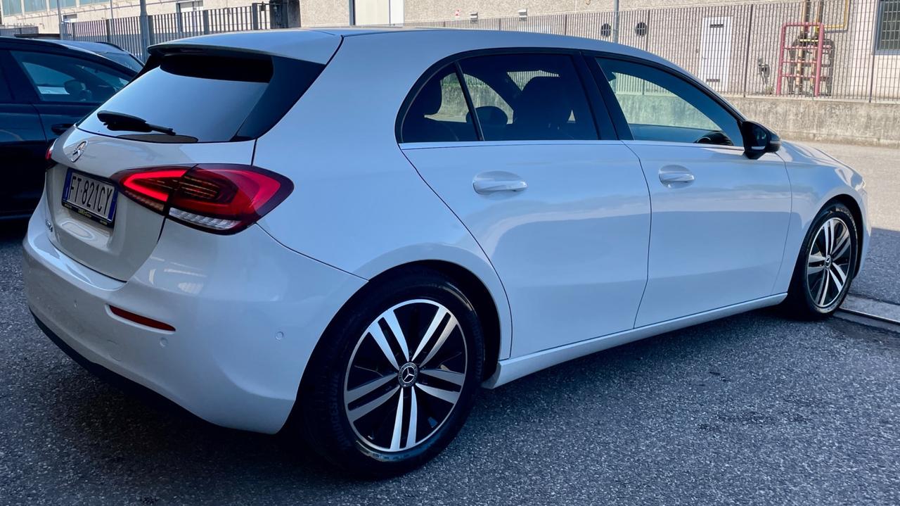 MERCEDES-BENZ CLASSE A180 1.5 116CV - FULL LED, PELLE, NEOPATENTATI