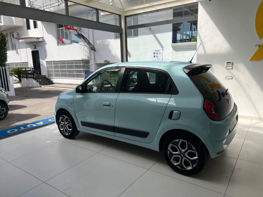 Renault Twingo SCe 65 CV Urban Night tua da €149,00 mensili