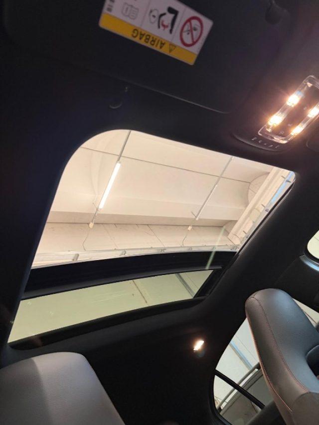 MERCEDES-BENZ A 35 AMG 4Matic //TETTO//LED//