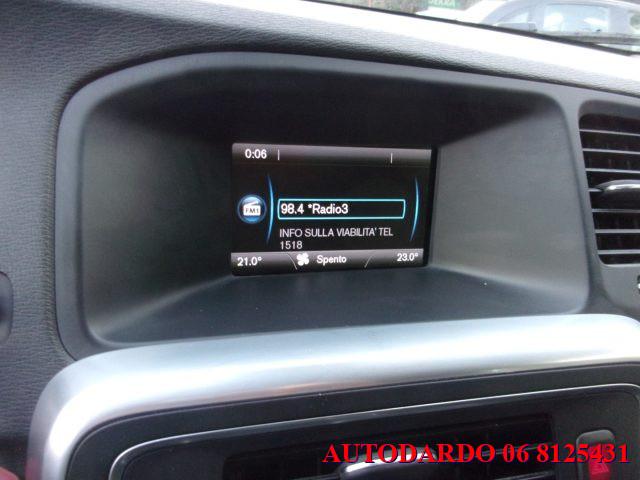 VOLVO S60 2.0 T Powershift Summum