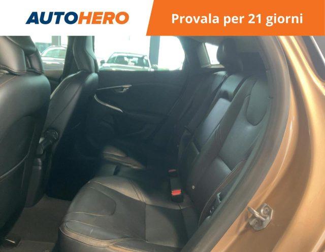 VOLVO V40 Cross Country D2 1.6 Powershift Momentum