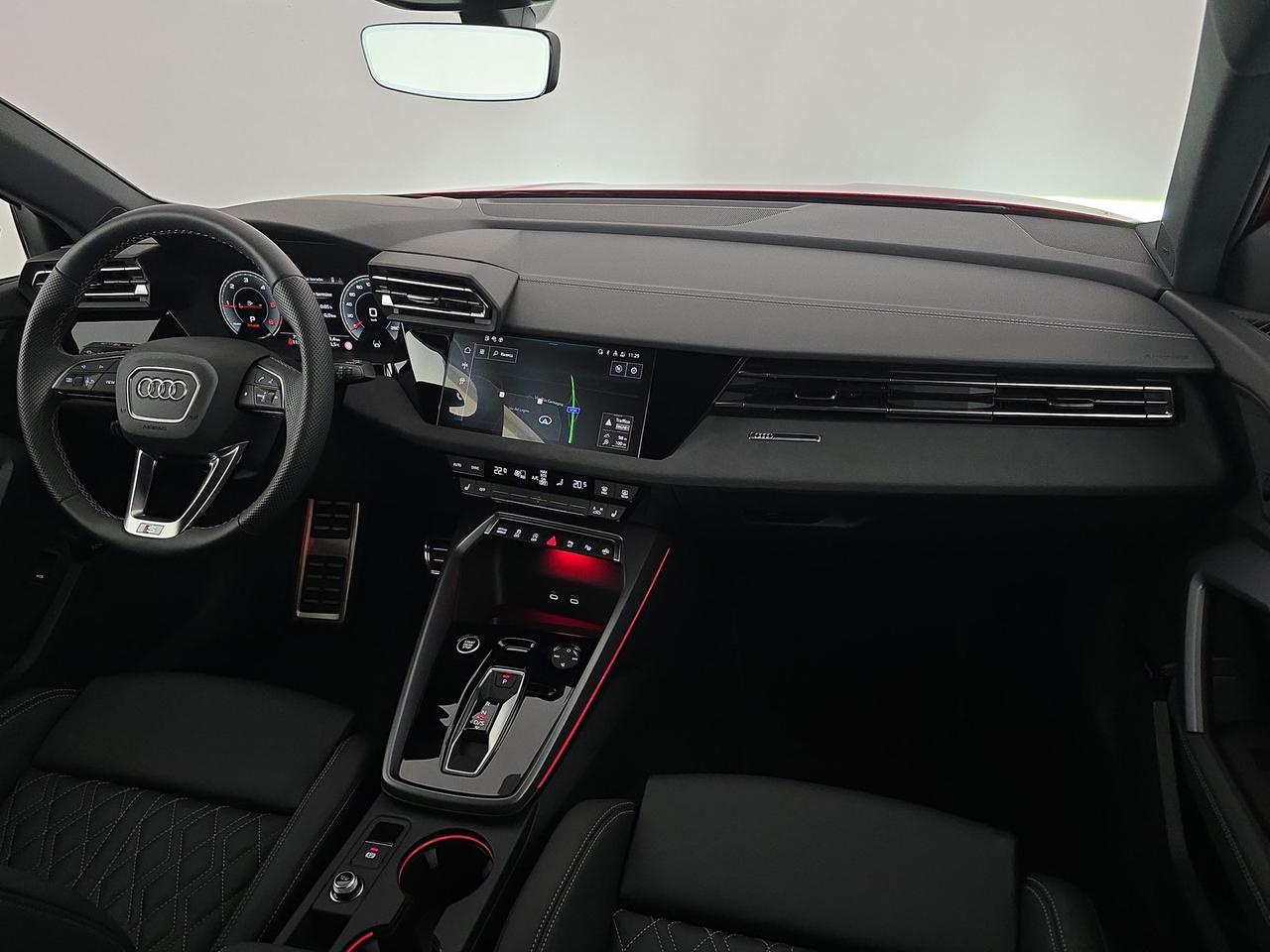 Audi A3 allstreet 2.0 tdi business s-tronic