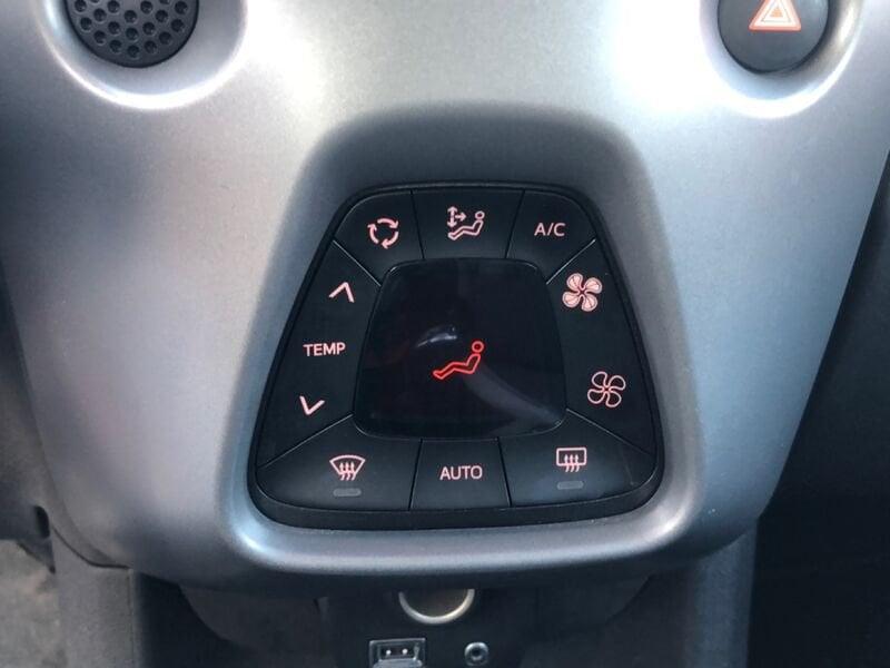 Toyota Aygo 1.0 VVT-i x-play