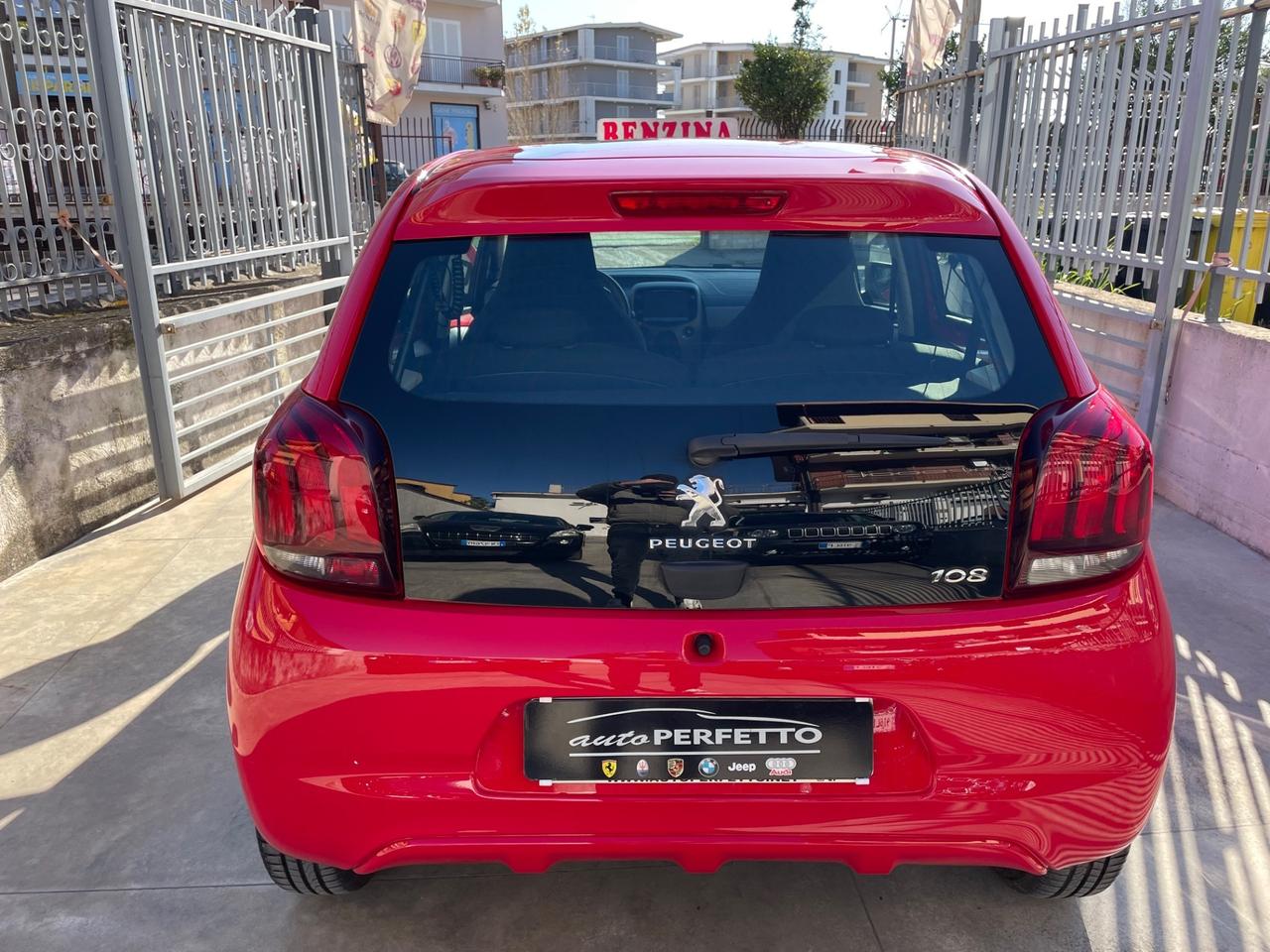 Peugeot 108 VTi 72 S&S 5 porte Allure TOP!