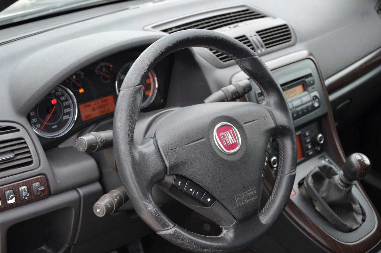 Fiat Croma 1.9 Multijet Emotion