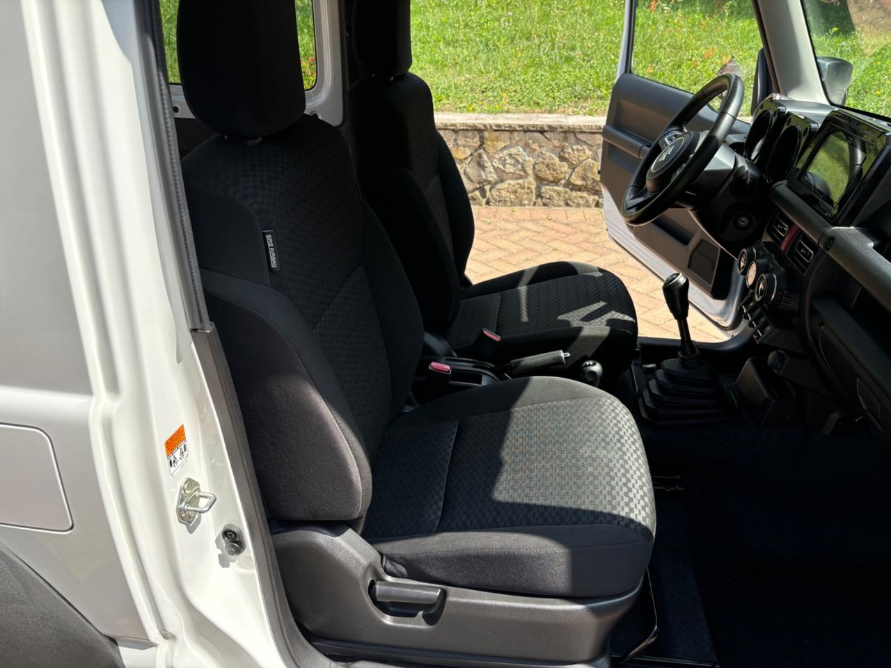 Suzuki Jimny 1.5 5MT Top 4 POSTI - 02/2019