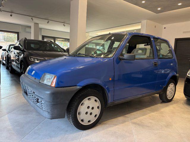 FIAT Cinquecento 900i cat Young