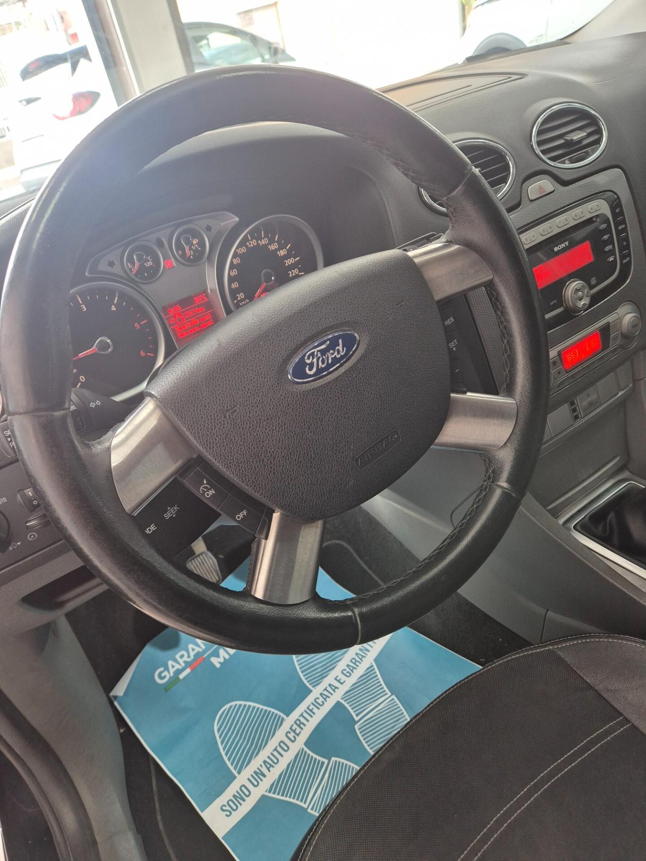 Ford Focus 1.6 TDCi (110CV) 5p. Tit. DPF