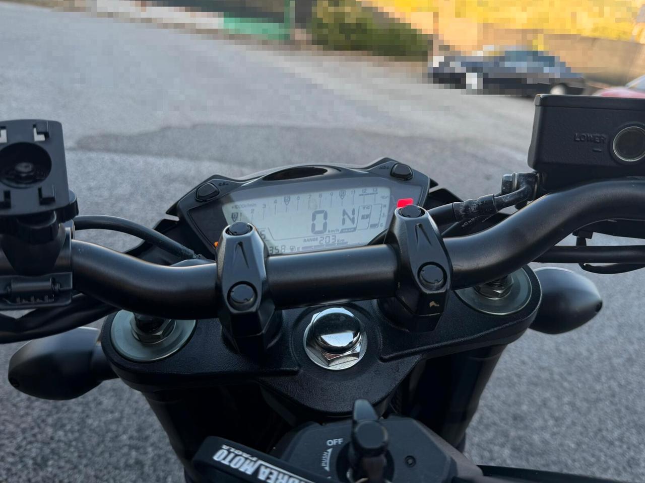 Suzuki GSX S 750