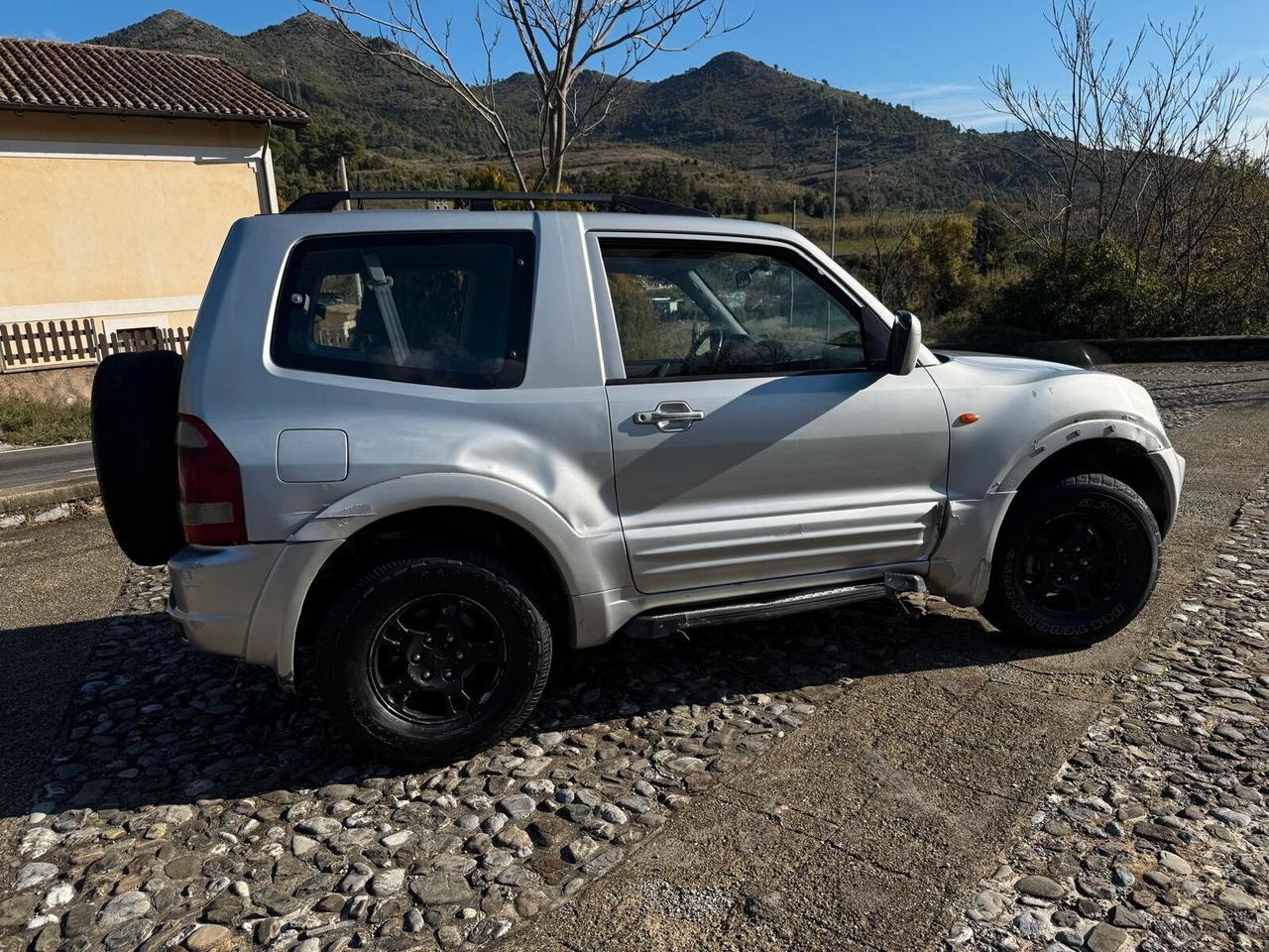 Mitsubishi Pajero 2.5 TDI 3p. GL-Clima-Carrozzeria da rivedere-No ruggine-