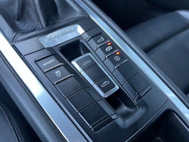 PORSCHE Boxster 2.7 265CV 6M.
