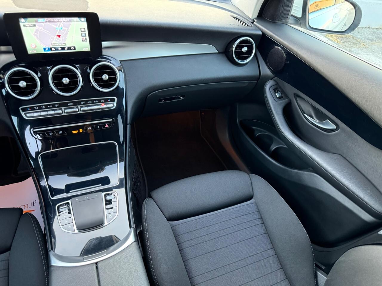 MERCEDES GLC 200D Sport 4Matic - Led Navi