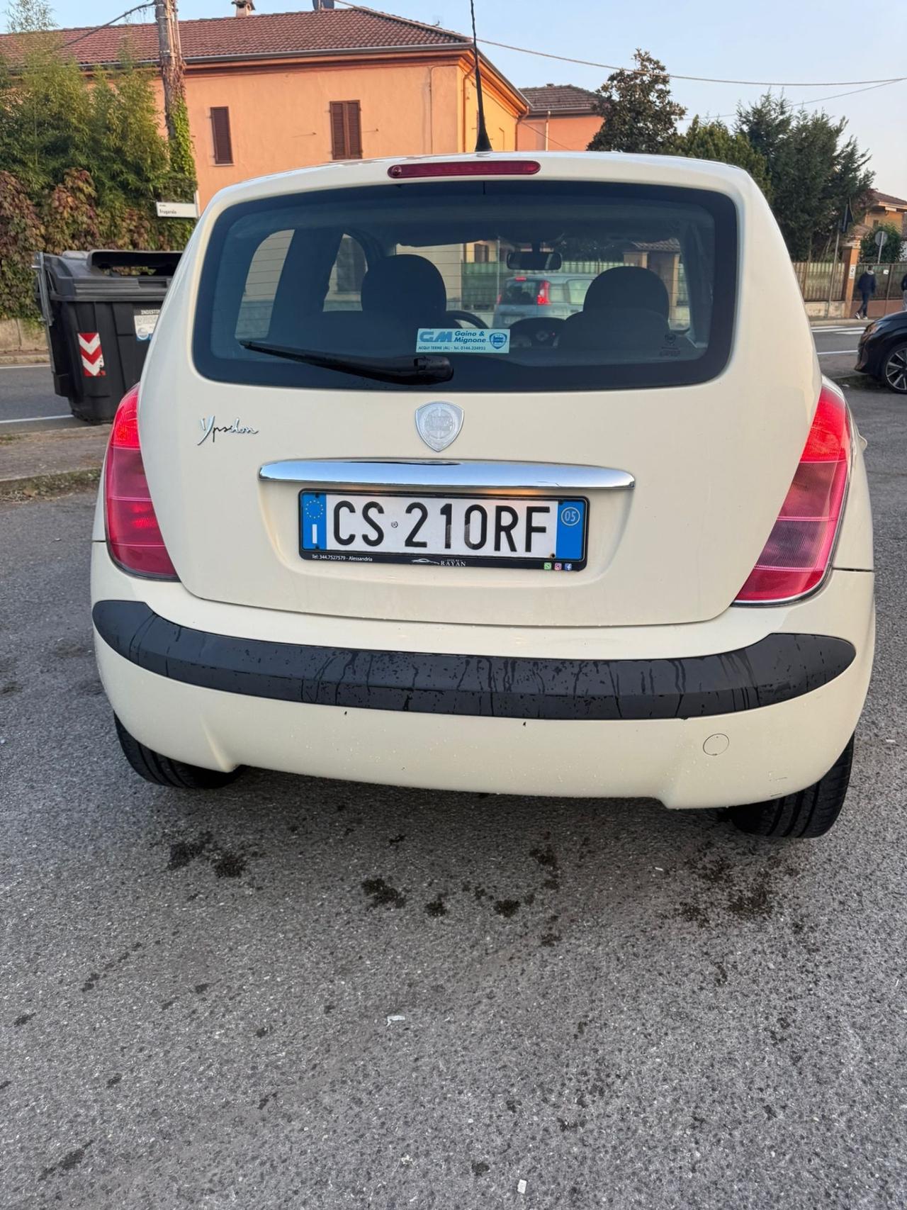 LANCIA YPSILON 1.2 BENZINA NEOPATENTATI