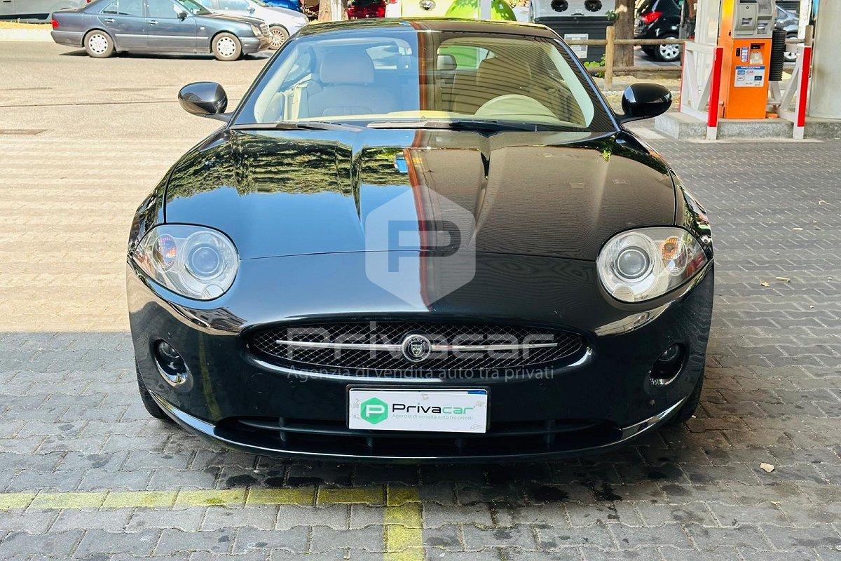 JAGUAR XK 4.2 V8 Coupé