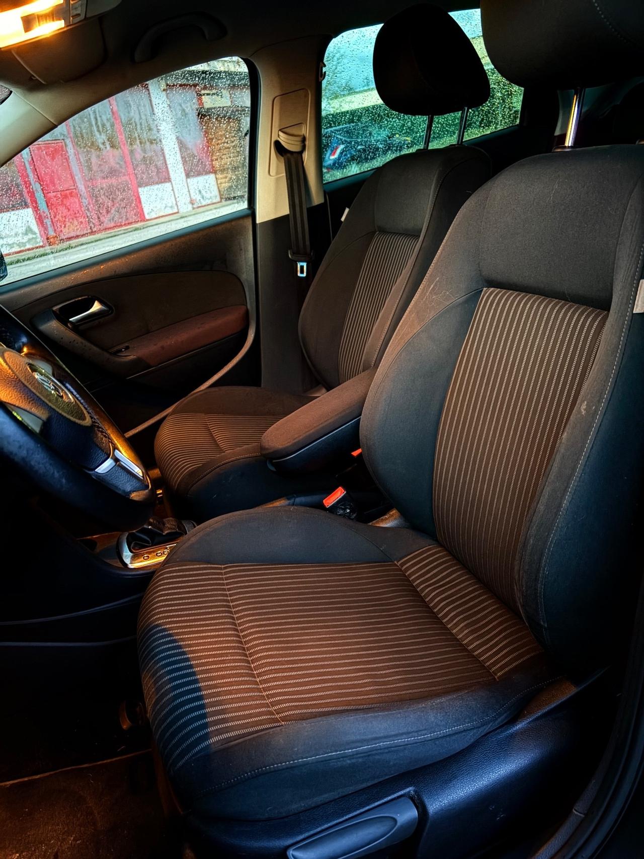 Volkswagen Polo 1.6 TDI 90CV DPF DSG 5 porte Highline