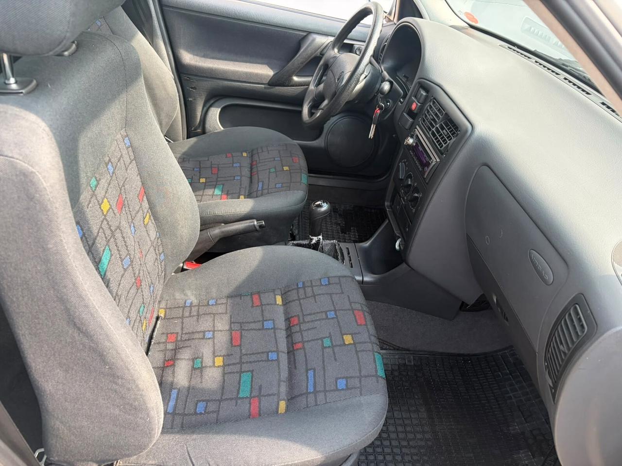 Volkswagen Polo 1.4 cat 5 porte*NEOPATENTATI