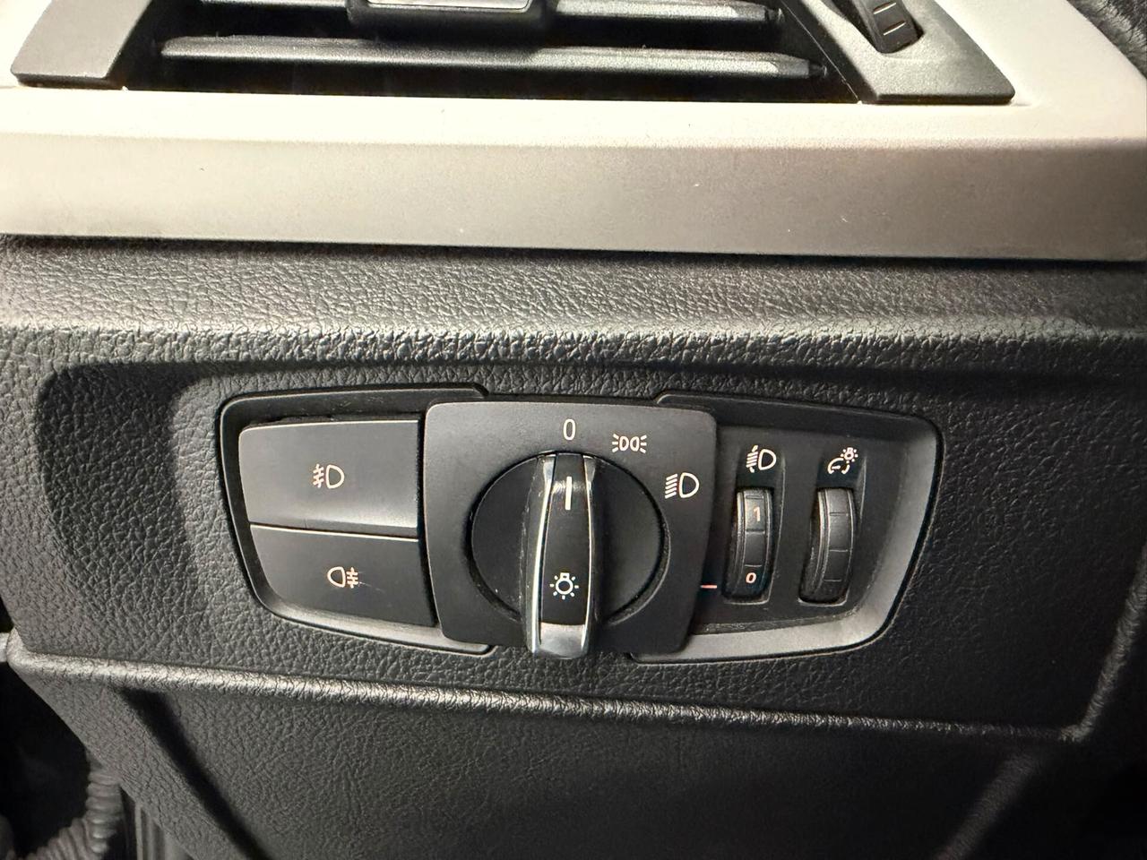 Bmw 118 118d 5p. Urban