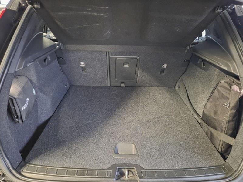 Volvo XC40 (2017-) T3 Geartronic Business Plus