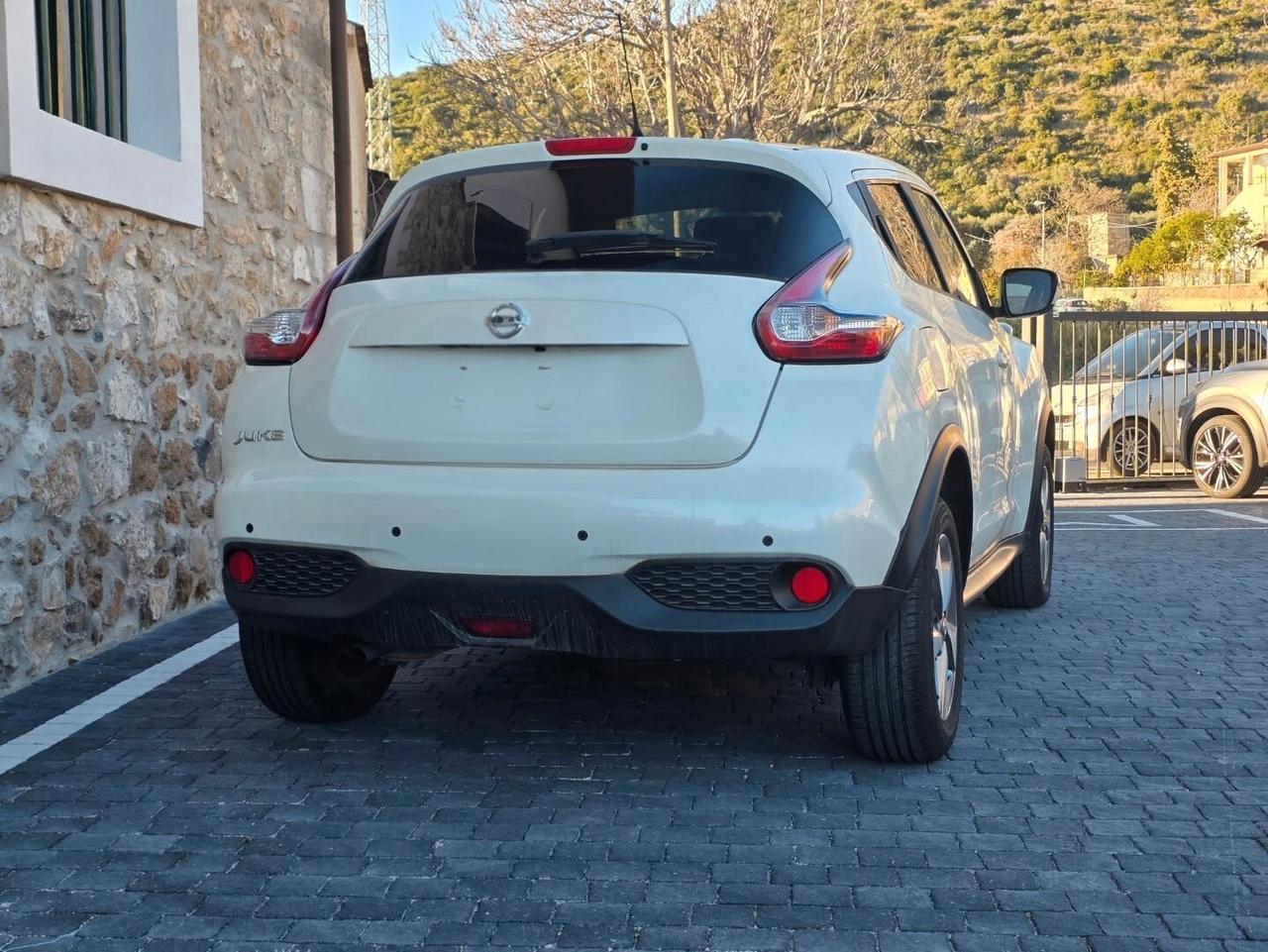 Nissan Juke 1.6 GPL Acenta