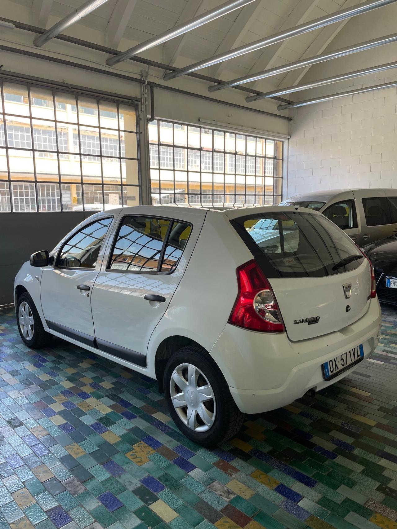 Dacia Sandero 1.4 GPL FINO AL 2028