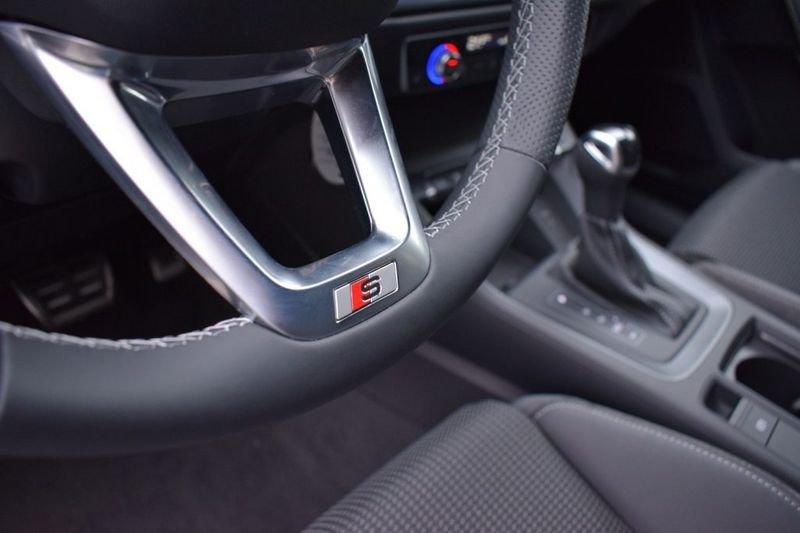 Audi Q3 40 TDI S line QUATTRO da 439 euro al mese