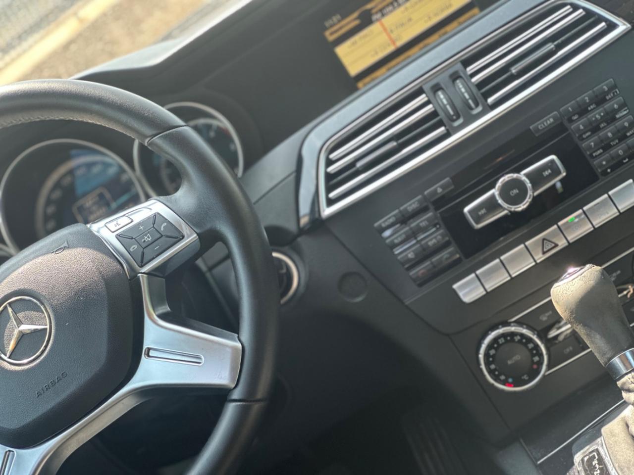 MERCEDES C 220 2012 - CAMBIO AUTOMATICO