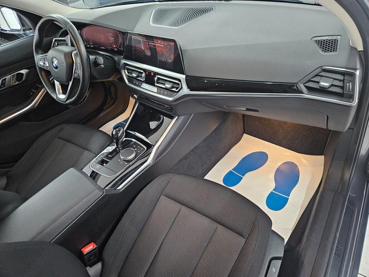 BMW 318 d Touring mhev Business Advantage auto