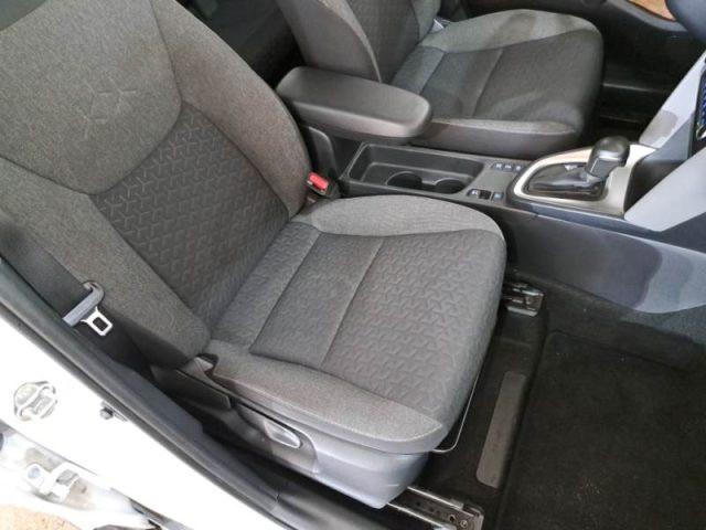 TOYOTA Yaris Cross 1.5 Hybrid 5p. E-CVT AWD-i Business