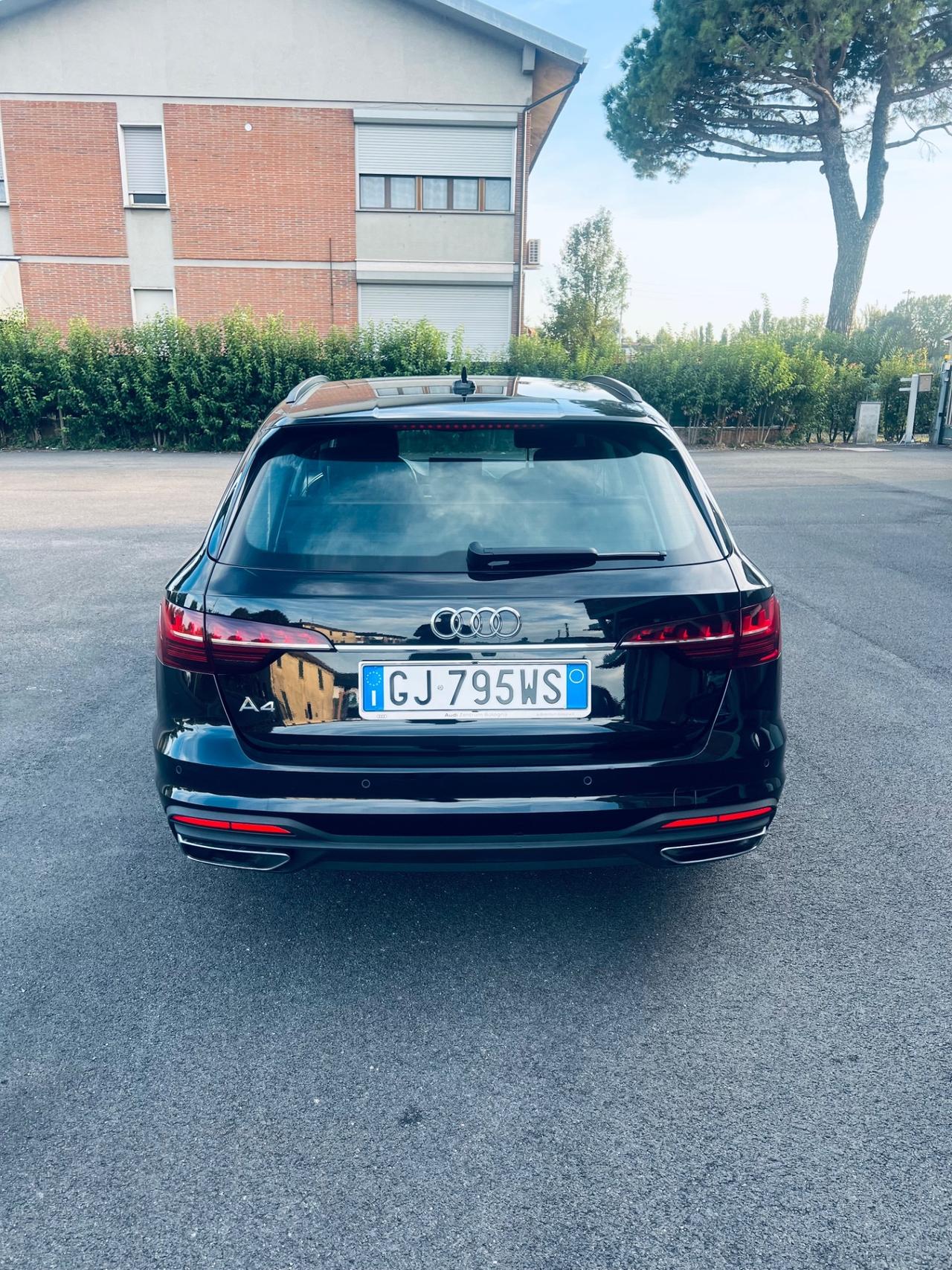 Audi A4 35 TDI/163 CV S tronic Business