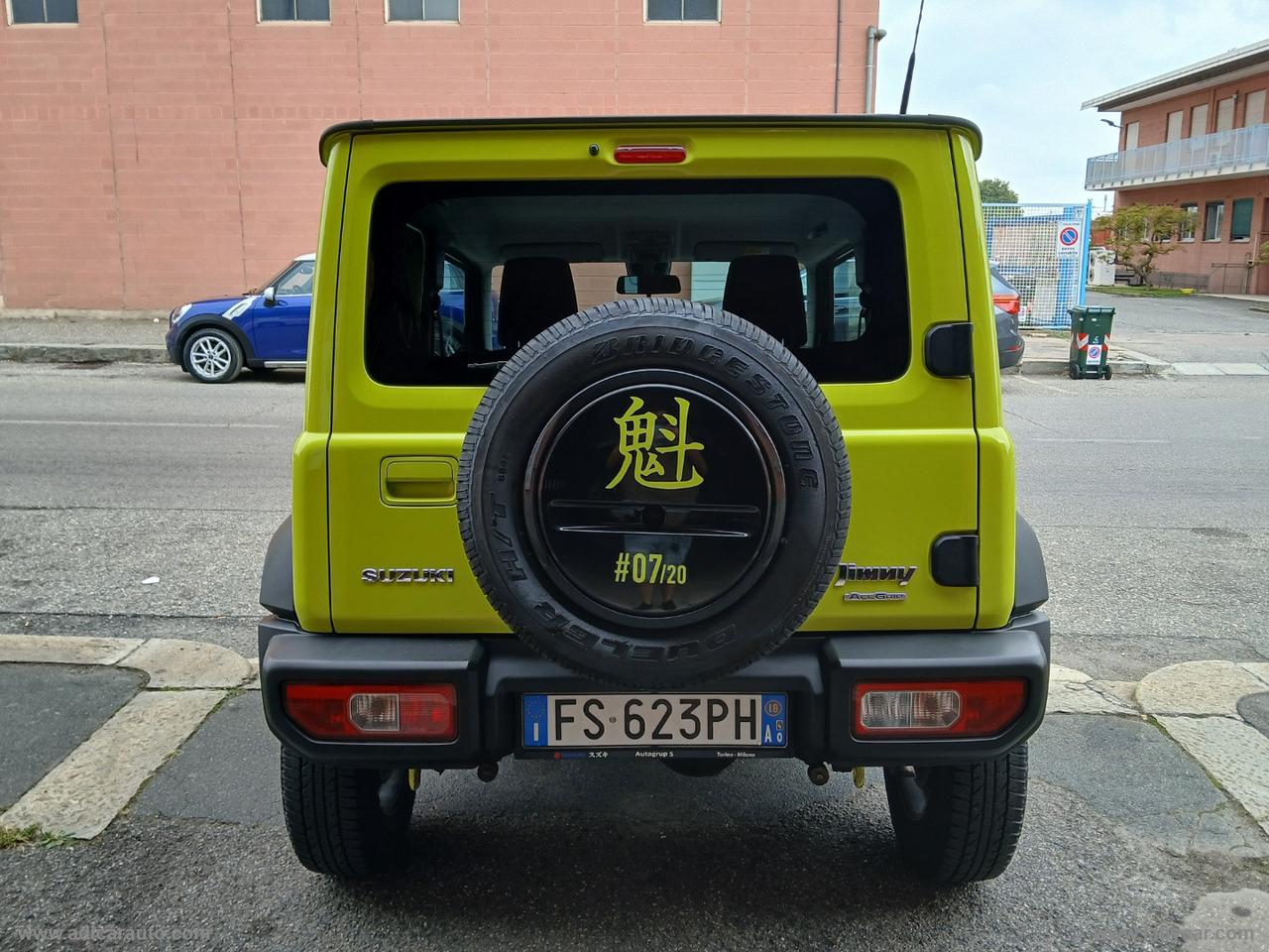 SUZUKI Jimny 1.5 5MT Top