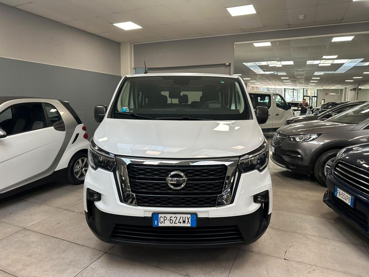 Nissan Primastar 2.0 dCi 110CV PC-TN Bus