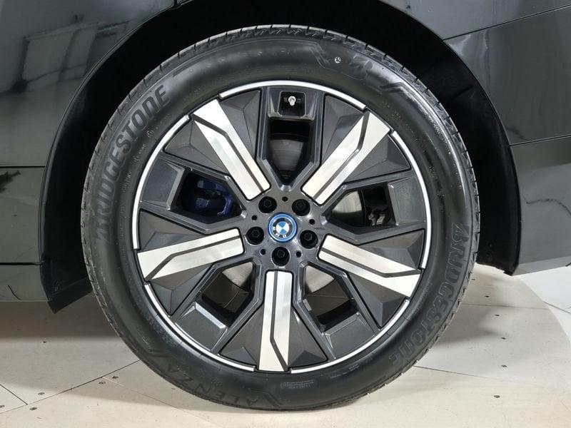 BMW iX i20 2021 xdrive50 pacchetto sportivo